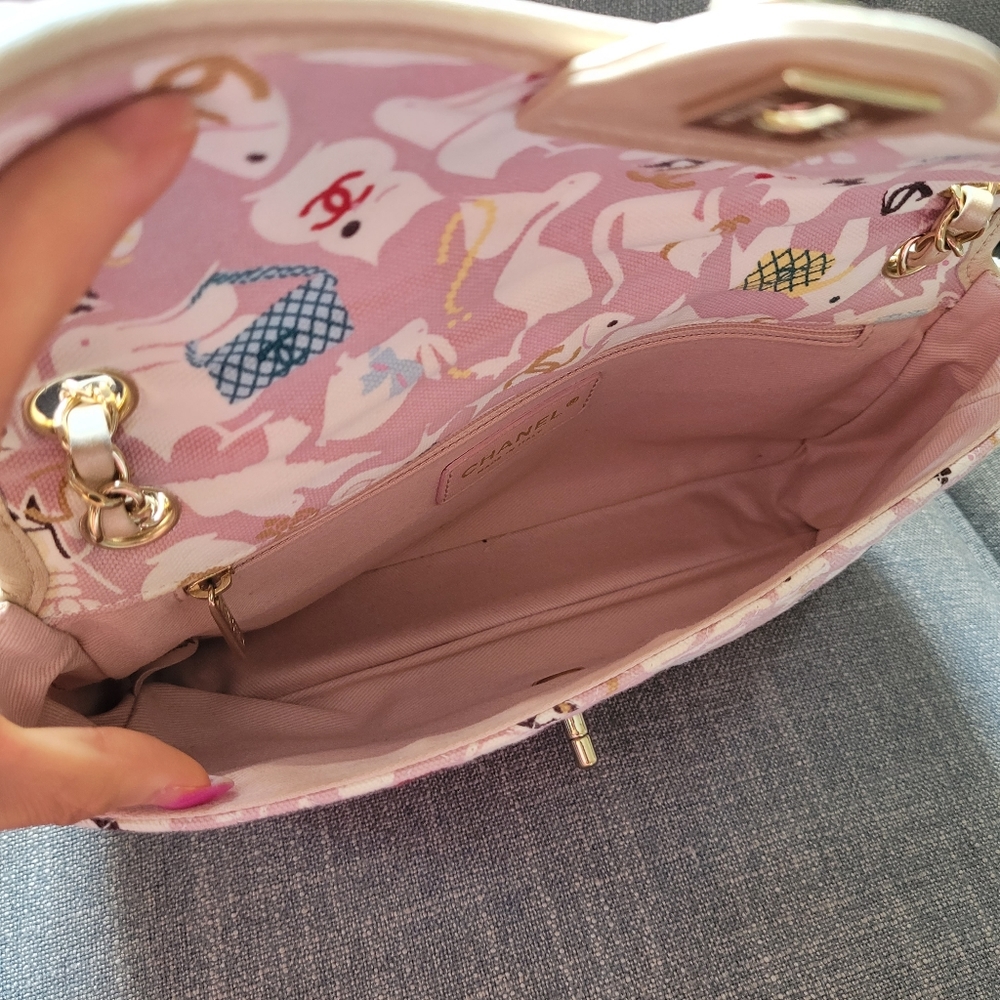 The cutest pink Chanel - Picture 9 of 11